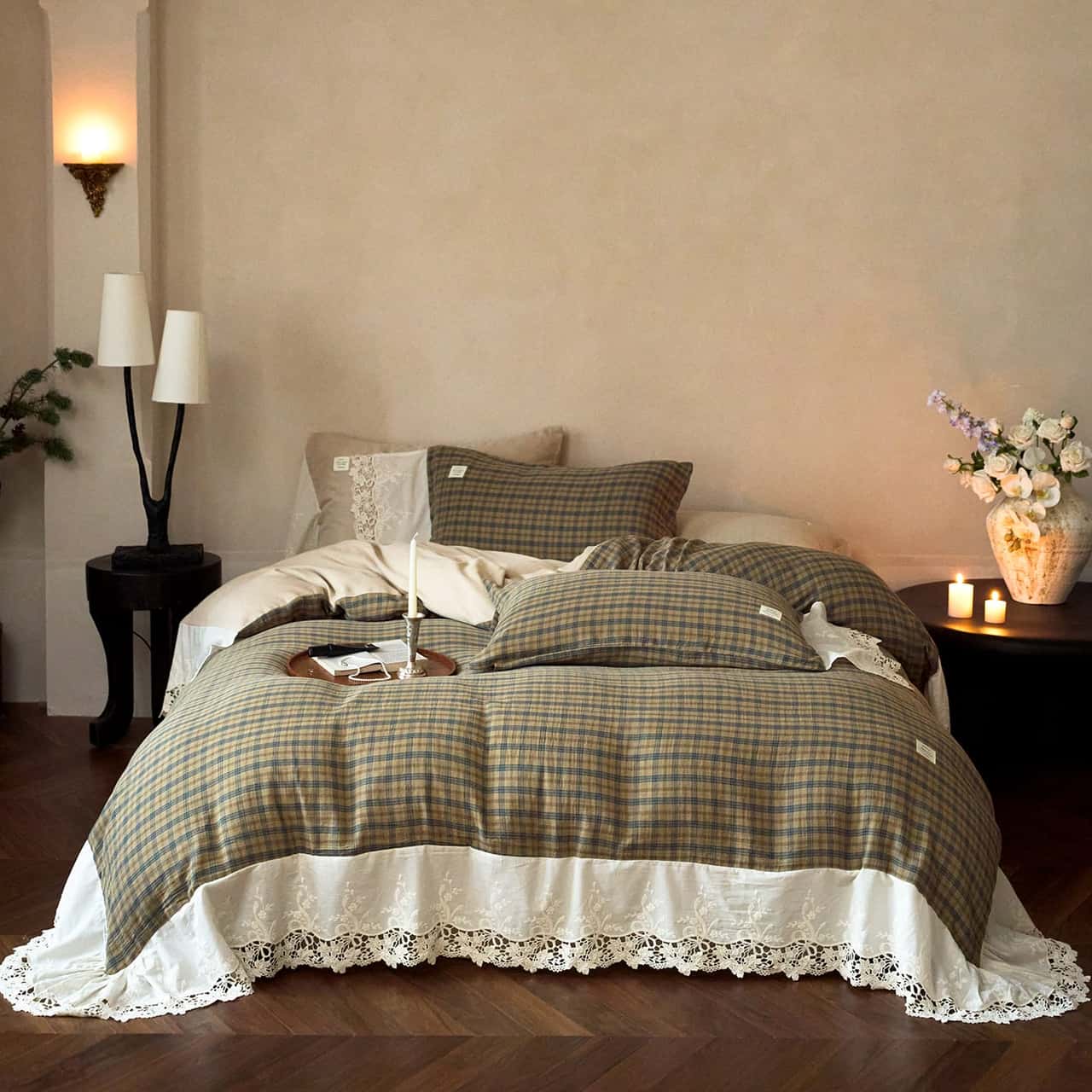 Texihome Vintage Plaid Bedding Set with Embroidered Lace Trim - Main Image
