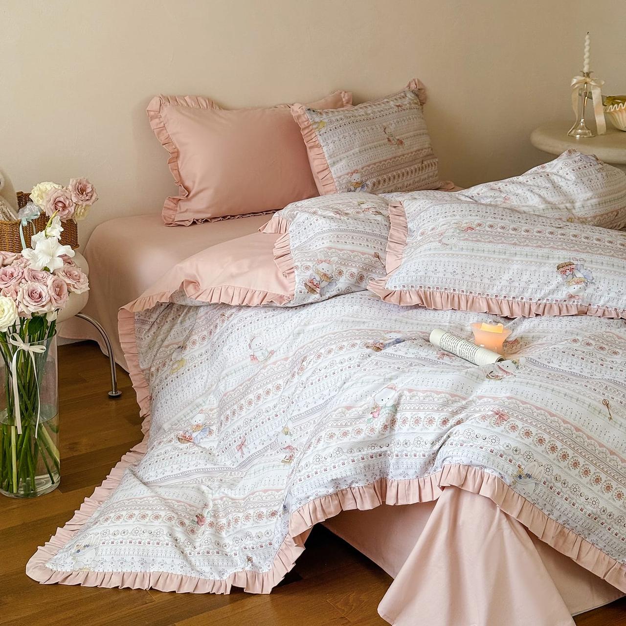 Vintage Floral Ruffled Bedding Set
