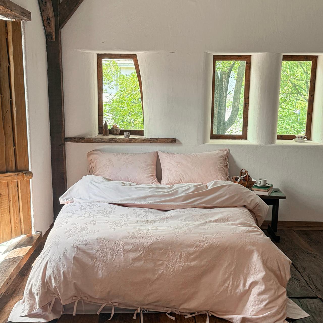 Vintage Floral Tie-Closure Duvet Cover Set