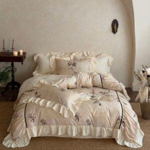 Texihome Vintage Rose Duvet Cover Set with Ruffled Edges - Main Image